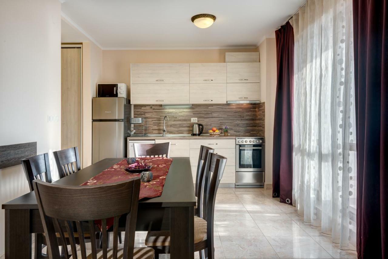 Esteban Vip Residence Club Nesebar Buitenkant foto
